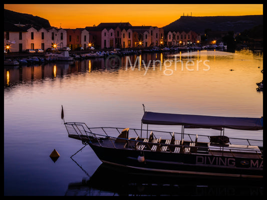 Silence at the Port